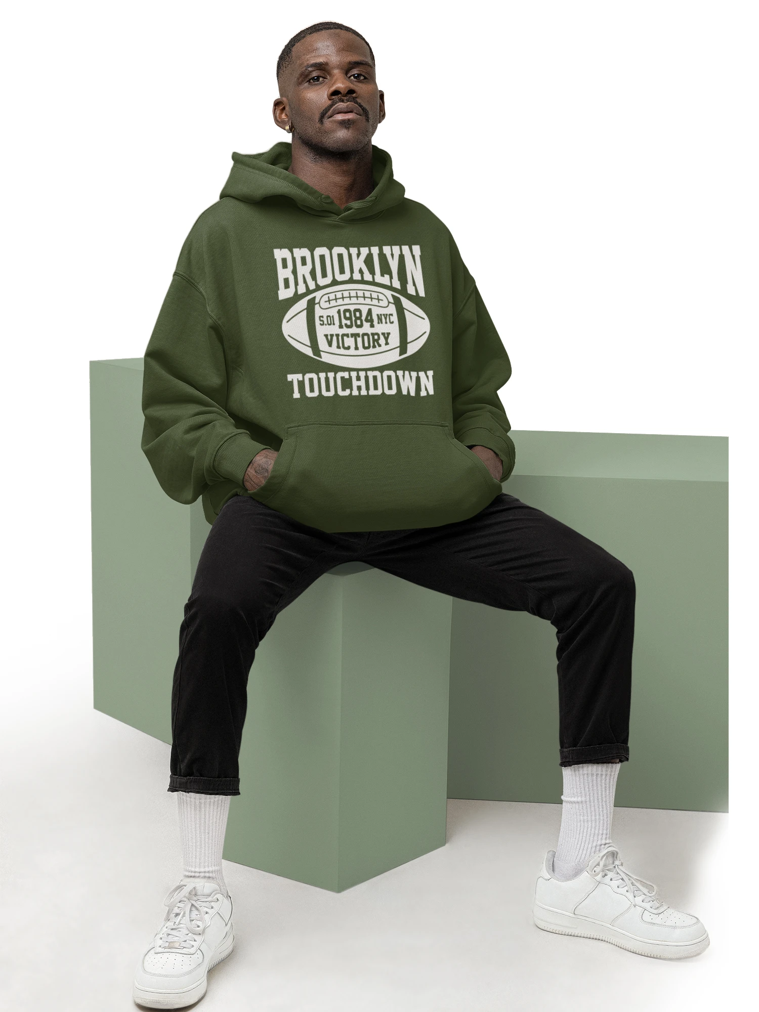 emroneel brooklyn varsity mens oversized hoodie black 02.webp emroneel brooklyn varsity mens oversized hoodie black 02.webp